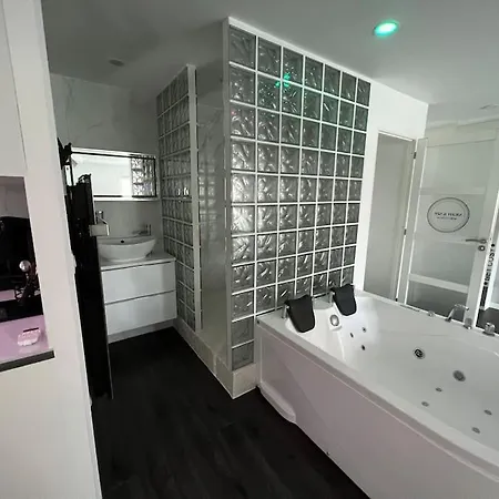 Night And Loft Balneotherapie Double Wifi Apartment Metz